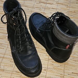 Levi's Black and Gray Leather Boots